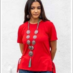 Tee Short Sleeves with Side Tie Red Size Medium